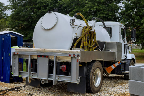 Portable Toilet Options We Offer in River Ridge, LA